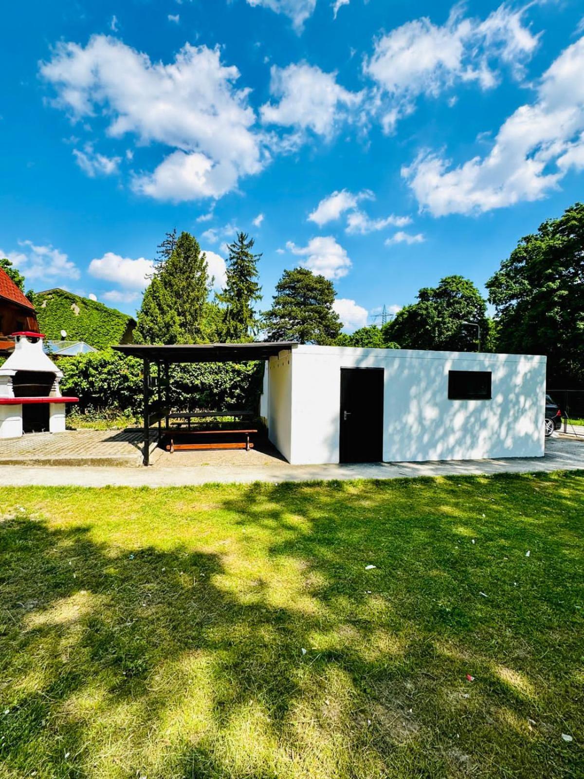 Apartamento Spacious 6br Shared With Garden Near Danube For 16 Guests *