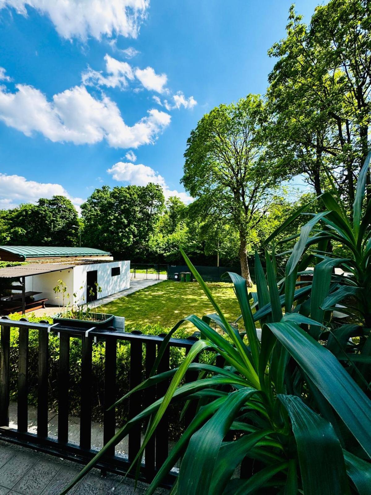 Apartamento Spacious 6br Shared With Garden Near Danube For 16 Guests