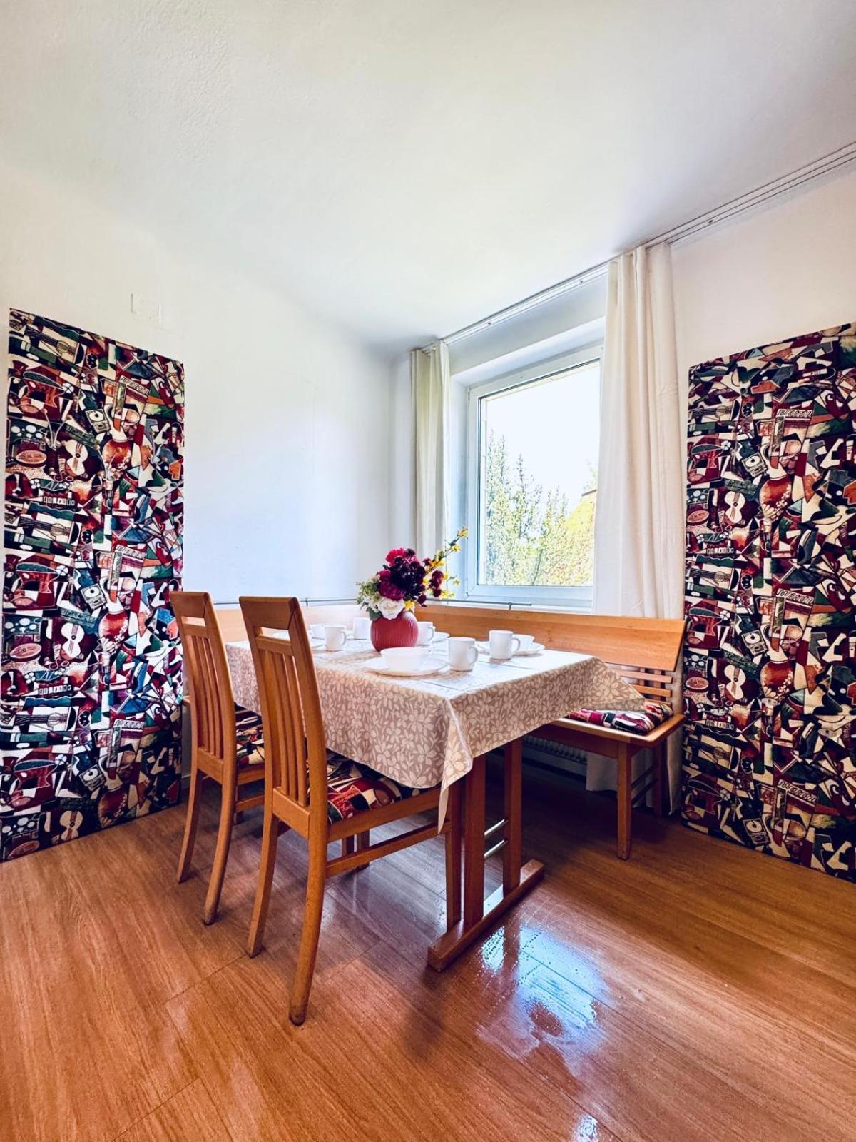 Apartamento Spacious 6br Shared With Garden Near Danube For 16 Guests