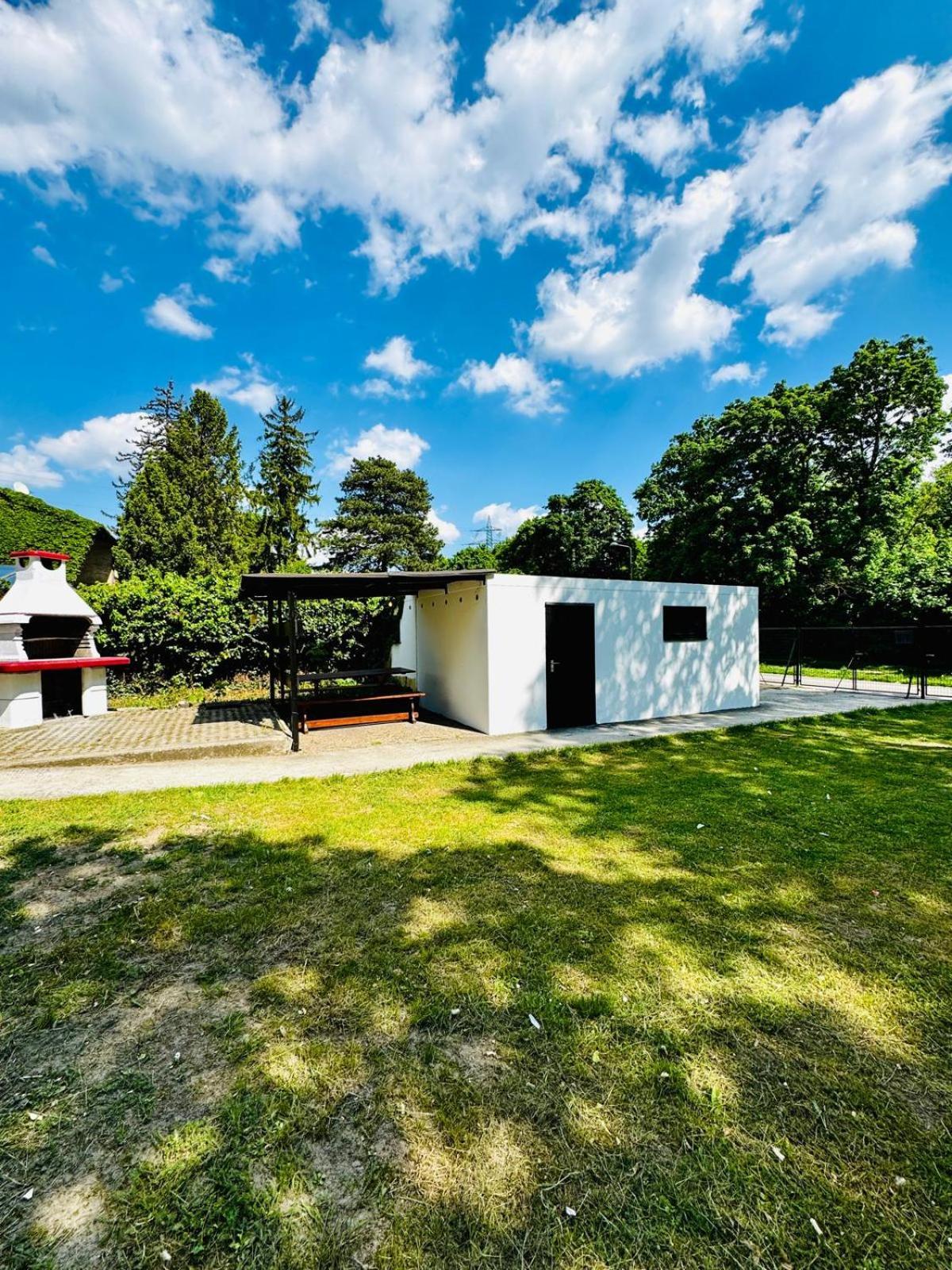 Spacious 6br Shared With Garden Near Danube For 16 Guests Apartamento Viena